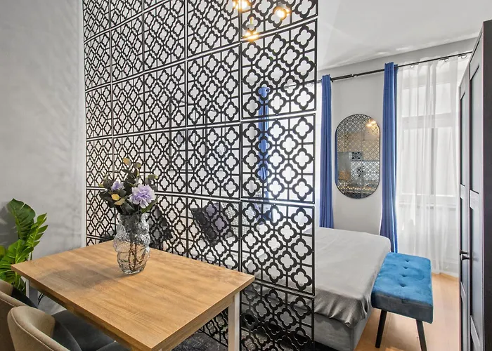 Near Mainstation I Urban Link I Free Wifi Apartment *